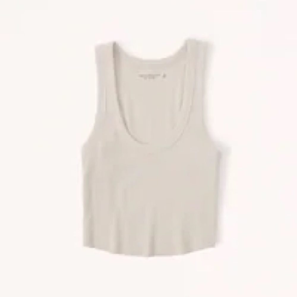 Essential Scoopneck Tank